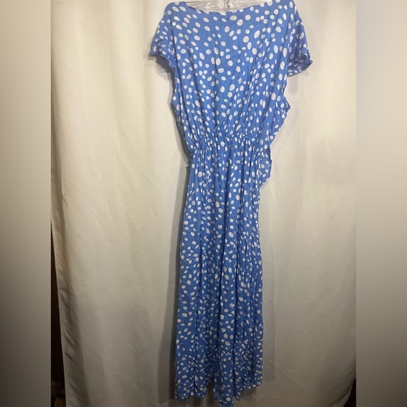 NWT $126 Tiare Hawaii Blake Maxi Dress Pebble Sky One Size Pocka Dot - Picture 3 of 12